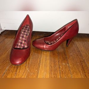 Metallic Red Pumps, size 7.5